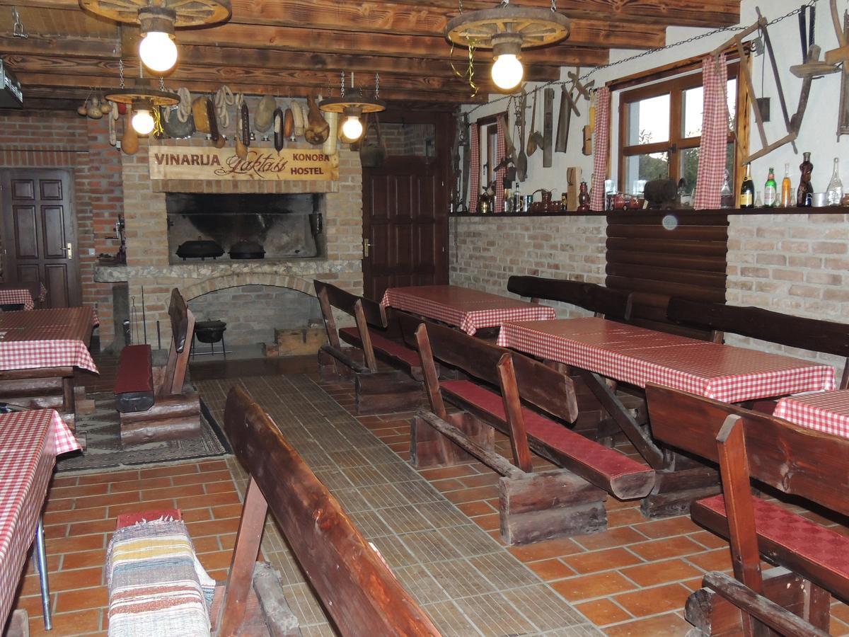 Хостел Pansion Лакташи Экстерьер фото